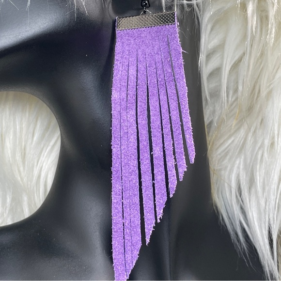 Genuine Suede In Deep Purple Hand Cut Fringe Boho Earrings - Picture 2 of 14